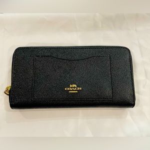 Coach Accordion Zip Wallet - Black (54007)